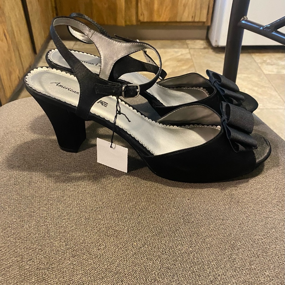 Women’s Strappy Black Heels